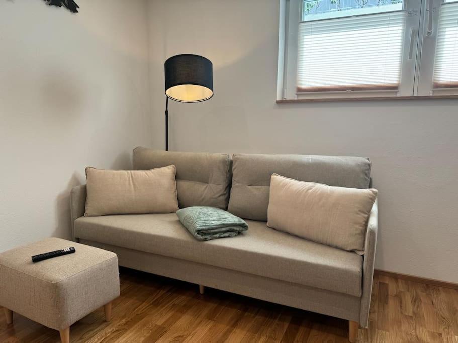 1,5-Zimmer, Top Ausgestattet, 4 Pers, Souterrain ฟลินทส์บาค ภายนอก รูปภาพ